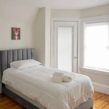 Historical Urban Oasis Holiday home *
