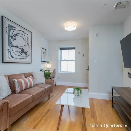 West Broadway Quarters By Thatch