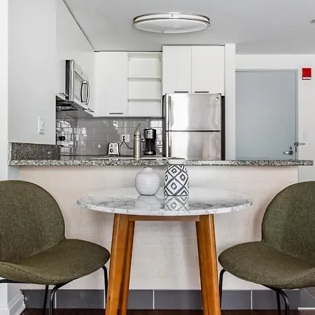 Well-located Kendall Sq 1br W Courtyard Bos-388 Apartment Boston
