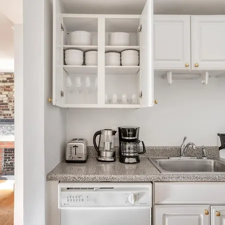Beacon Hill 2br W Wd Nr Common Bos-827 Apartment