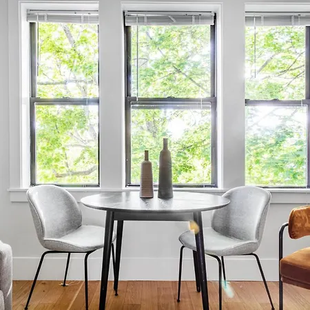 Brighton 2br W Wd By Restaurants Shops Bos-396 * Boston