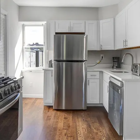 Newly Newly Renovated S 2br Bos-456 Apartment