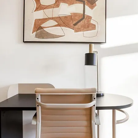 Chestnut Hill 1br W Wd Gym Nr Hancock Village Bos-803 Apartment