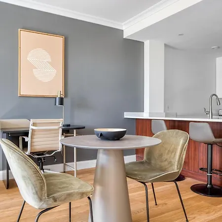 Apartment Chestnut Hill 1br W Wd Gym Nr Hancock Village Bos-804 Boston