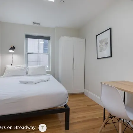 Apartment West Broadway Quarters By Thatch Boston