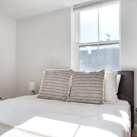 Beacon Hill 2br W Wd Nr Common Bos-827 * Boston