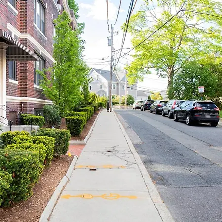 Apartment Brighton 2br W Wd By Restaurants Shops Bos-396