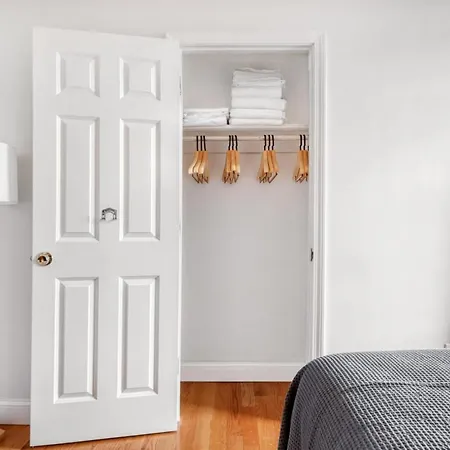 Savin Hill 3br Nr Red Line Bos-712 *