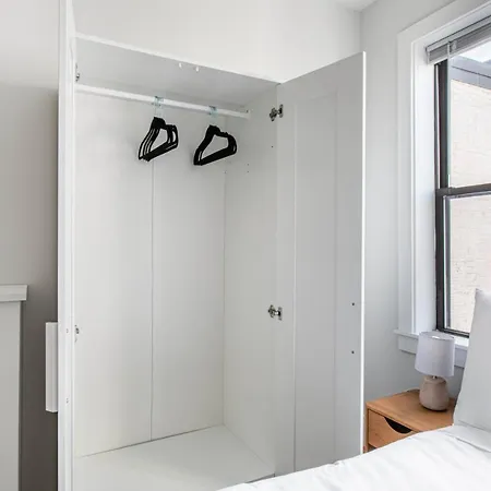 Brighton 2br W Wd By Restaurants Shops Bos-396