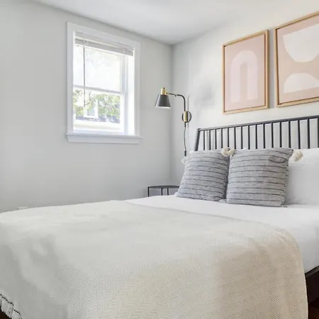 Newly Newly Renovated S 2br Bos-457 *