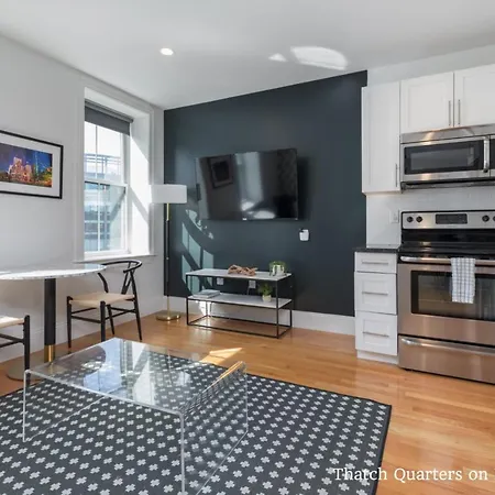 Apartment West Broadway Quarters By Thatch Boston