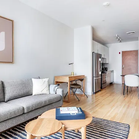 Apartment S W Gym Wd By Seaport On D Bos-351 *
