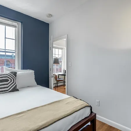 S End 1br Nr Shops Restaurants T Stops Bos-137 Apartment *
