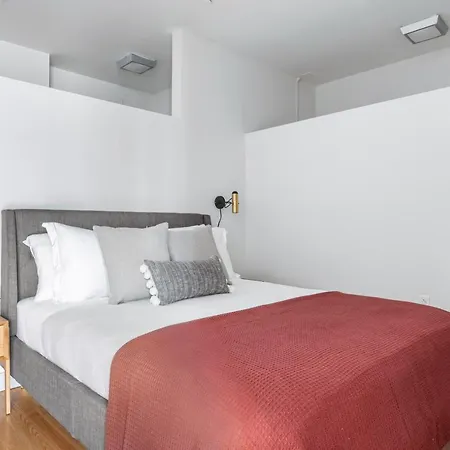 Apartment S W Gym Wd By Seaport On D Bos-351 Boston