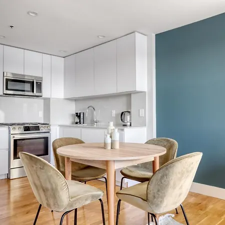 South 2br W Gym Wd Nr Carson Beach Bos-794 Boston