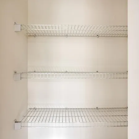 Apartment Dorchester 1br W Gym Pool Nr Jfkumass T Bos-748 Boston