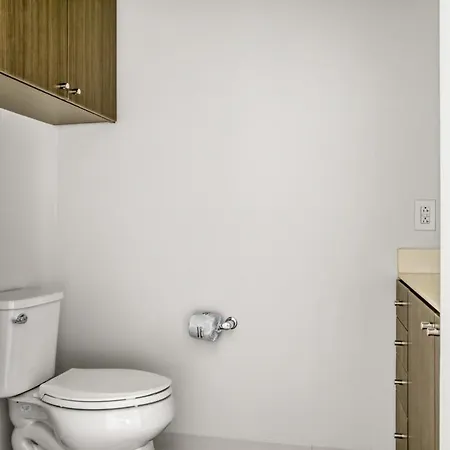Apartment E Cambridge 2br W Gym Wd Nr Lechmere T Bos-636 *