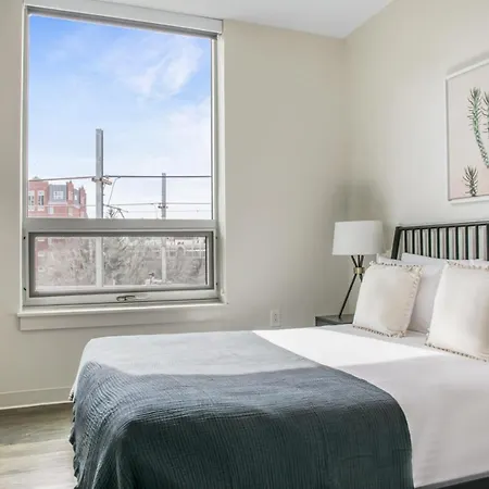 E Cambridge 2br W Gym Wd Nr Lechmere T Bos-636 Boston