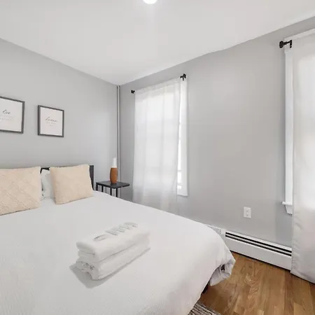 Apartment 4br1bth South Perfect For Commutes *