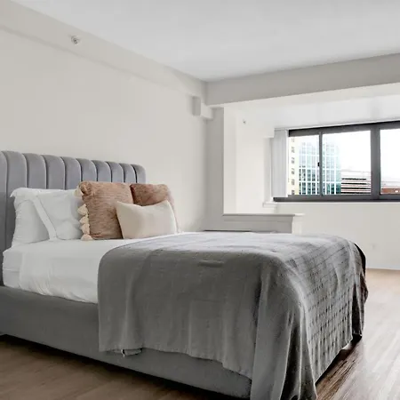 Apartment Spacious Beacon Hill 1br Wviews Gym Bos-495 Boston