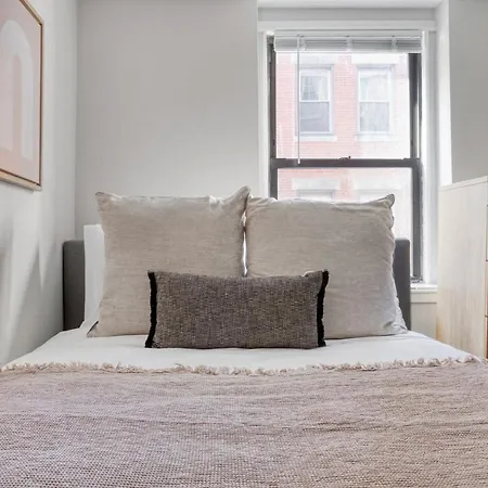 Charming N End 2br On Salem St Bos-450 Apartment
