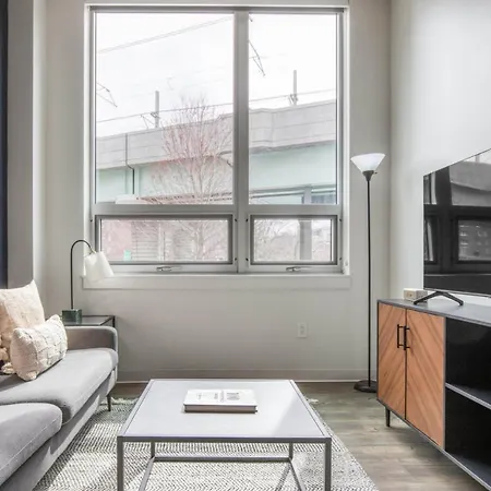 East Cambridge 2br W Gym Wd Nr Lechmere T Bos-869 * Boston