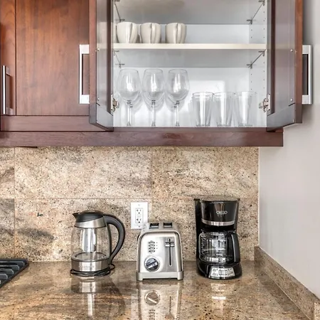 Back Bay 1br W Wd Gym Nr Copley Sq Bos-575 Apartment