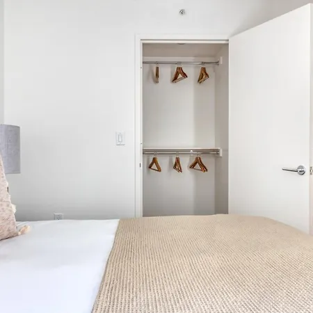 Back Bay 1br W Wd Gym Nr Copley Sq Bos-575 Apartment