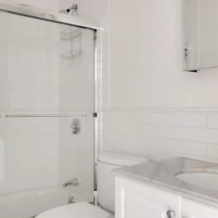 Longwood 2br Laundromat Not Far Nr Mission Hill Bos-653 Boston