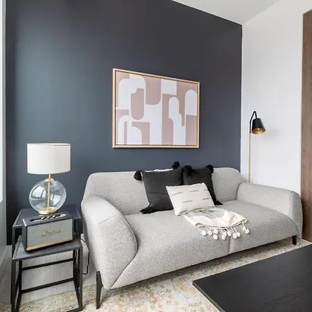 Apartment Seaport 1br W Gym Pool Wd Doorman Bos-282 *