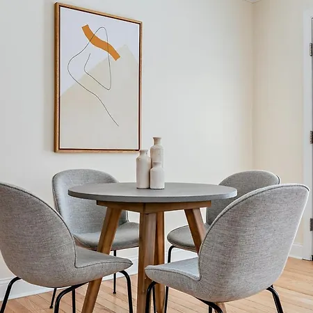 Chestationut Hill 2br W Wd Residential Area Bos-610 *