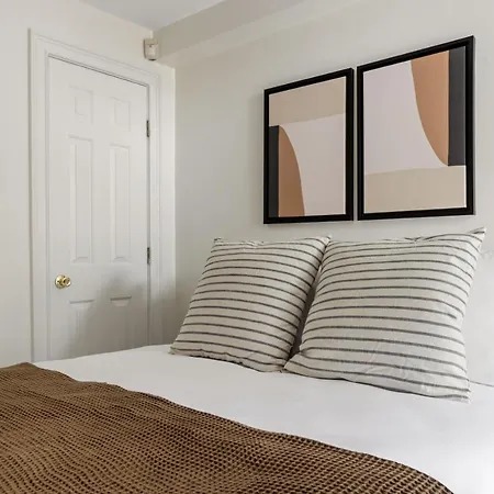 Apartment Longwood 2br W Wd Nr Mission Hill Bos-652 Boston