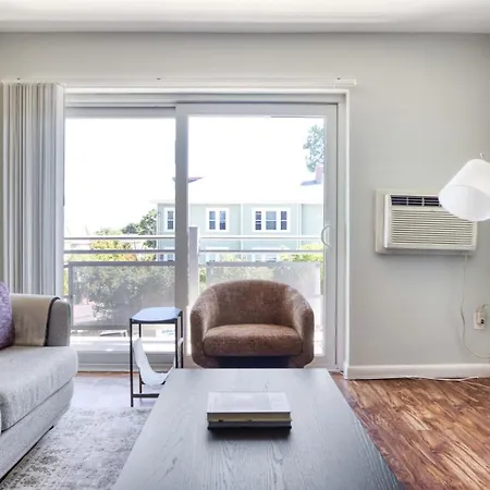 Apartment Brighton 2br Nr Mission Park Green Line Bos-694