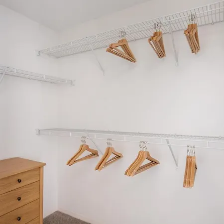 Apartment East Cambridge 1br W Gym Wd Nr Lechmere T Bos-866 *