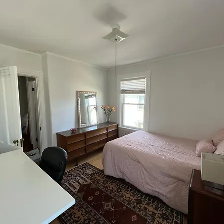 Private In A Grand House * Boston