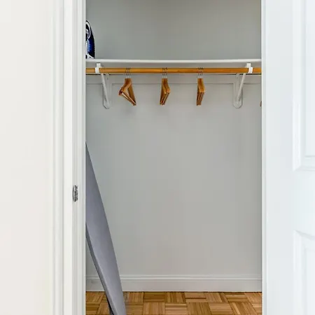 Apartment Symphony 1br W Doorman Nr T Stop Mfa Bos-289 Boston
