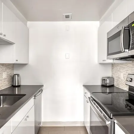 Back Bay 1br W Gym Nr Copley Sq Bos-739 *