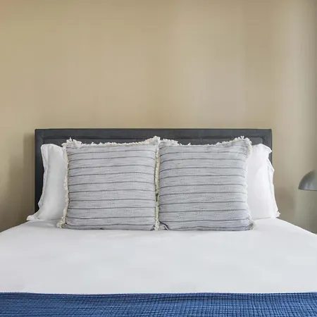 Back Bay 1br W Wd Gym Nr Copley T Bos-123a Boston