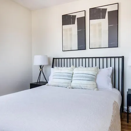 Longwood 2br W Wd Nr Roxbury Crossing Bos-864 Boston