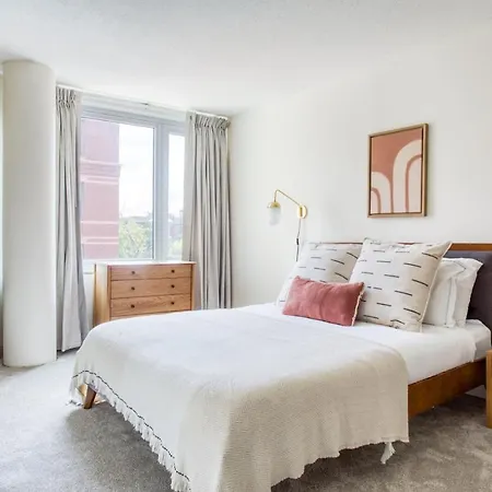 Back Bay 2br2b Steps From Prudential Center Bos-410 *