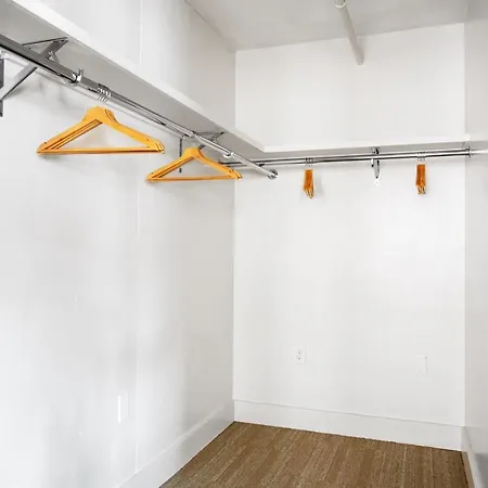 Apartment S End Loft W Pool Art Gallery Steps To T Bos-356