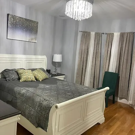 Brand New Luxury Near Downtown *
