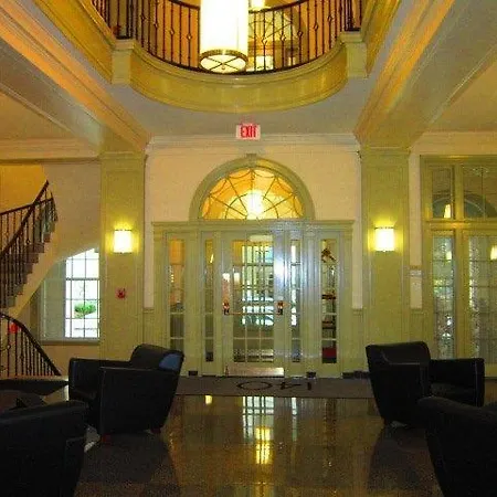 Hotel 140
