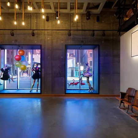 Moxy Downtown Boston