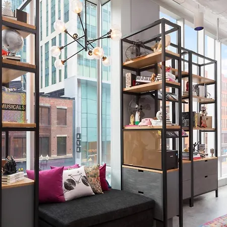 Moxy Downtown Hotel Boston