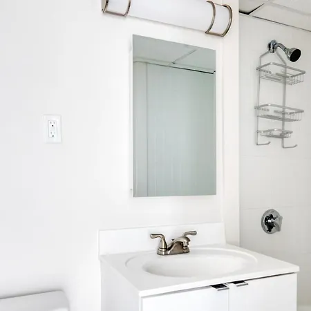 Apartment Allston 2br Nr U Green Line Bos-825