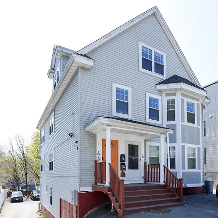 Amazing Family-friendly And Group-friendly #thebackdorch Apartment *