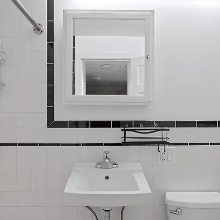 Brighton 1br Nr Sutherland Rd Green Line Bos-722 Apartment Boston