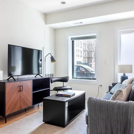 Fenway 2br W Gym Steps From Fenway Park Bos-371 Apartment Boston