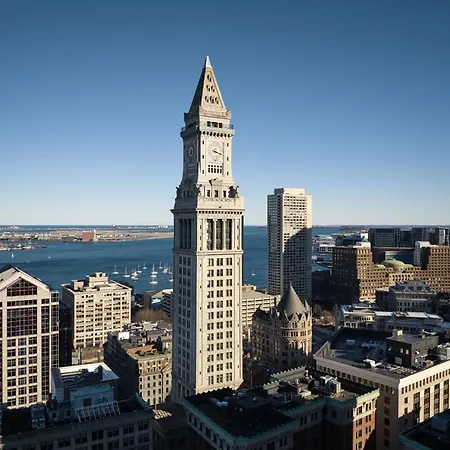 Marriott Vacation Club At Custom House,   Hotel